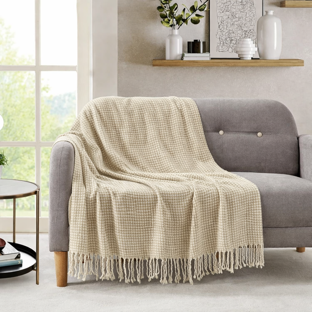 Bourina 100% Acrylic Throw Blanket – Soft Lightweight Couch & Bed Blanket, Decorative Knit, 50 x 60 Inches