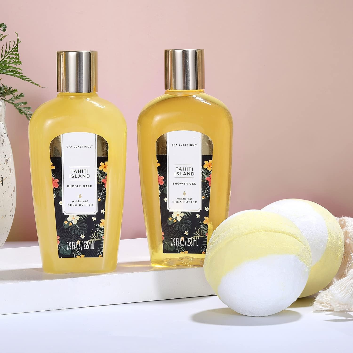 15-Piece Women’s Bath and Body Gift Set with Tote Bag, Bath Bombs, Body Lotion, Hand Cream and Bath Accessories, Tahiti Island Scent