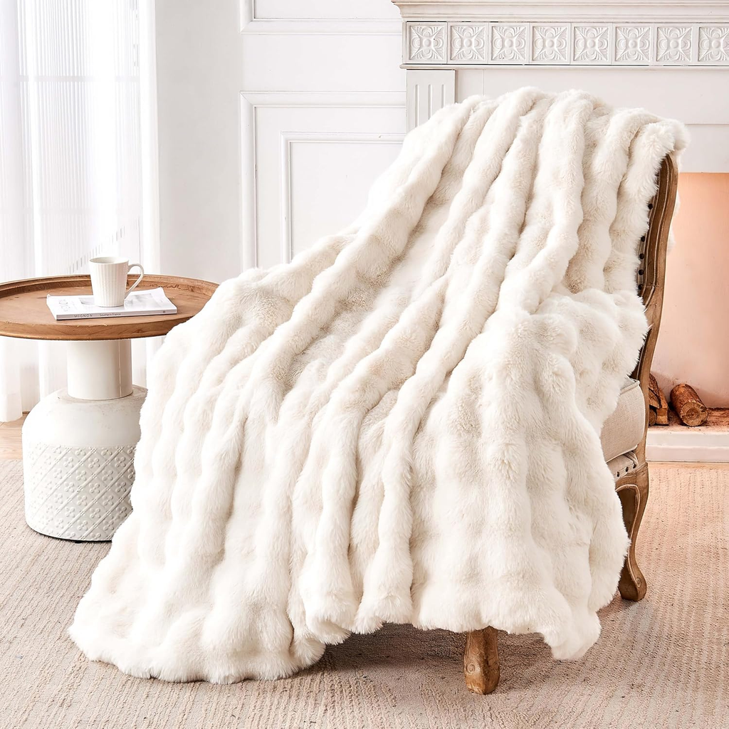 Faux Rabbit Fur Heated Blanket with Adjustable Heat & Timer – 3 Sizes
